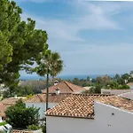 Azahara 2, Contemporary Scandinavian Style Open Plan Apartment With 2 Terraces