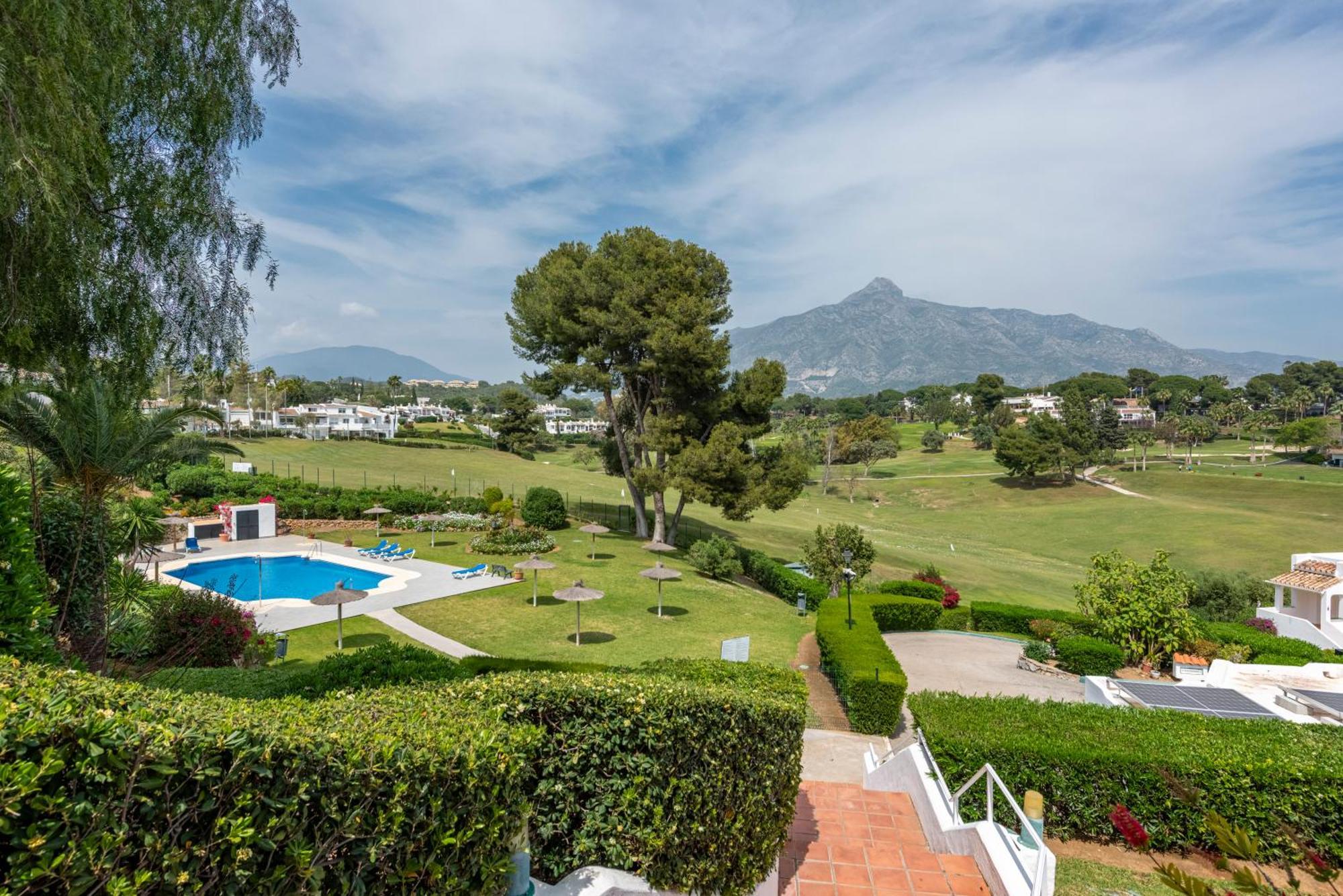 Apartamento Azahara 2, Contemporary Scandinavian Style Open Plan With 2 Terraces Marbella