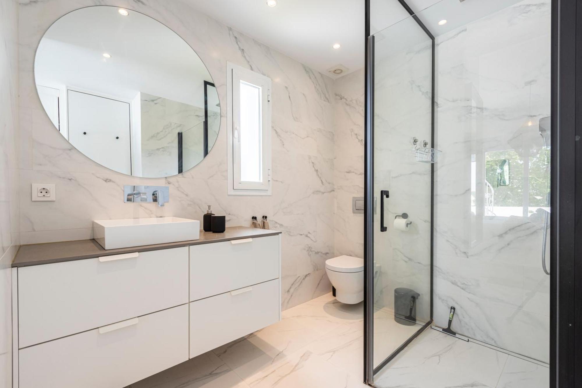 Apartamento Azahara 2, Contemporary Scandinavian Style Open Plan With 2 Terraces Marbella