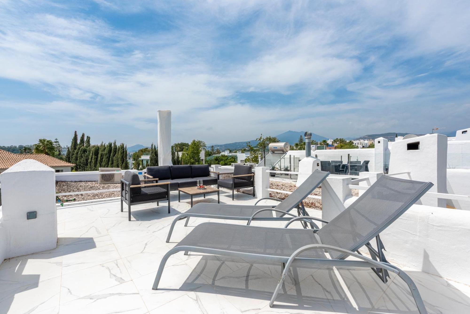 Azahara 2, Contemporary Scandinavian Style Open Plan With 2 Terraces